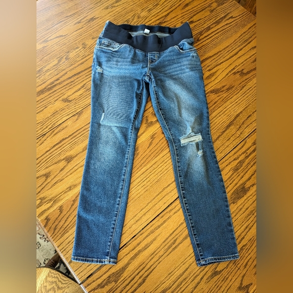 Old Navy Maternity Skinny Front Low Panel Ripped Jeans. Sz. 6 Short - Picture 2 of 9